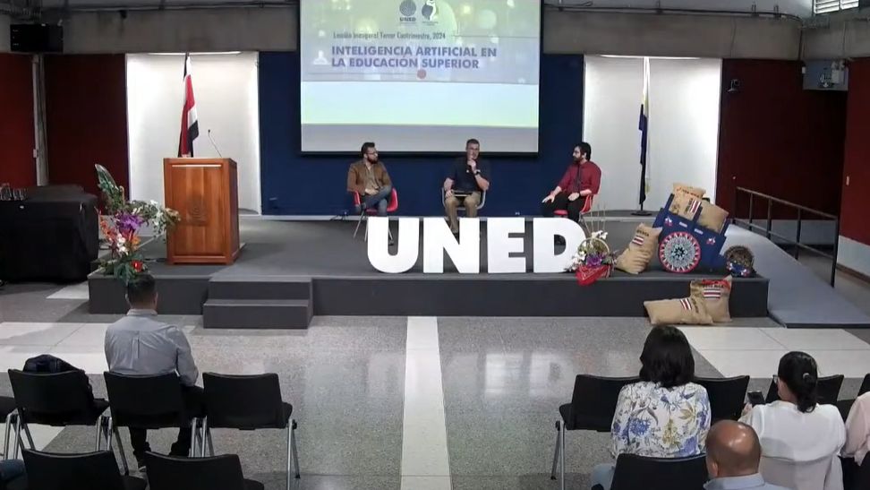 Lección Inaugural III Periodo Académico UNED